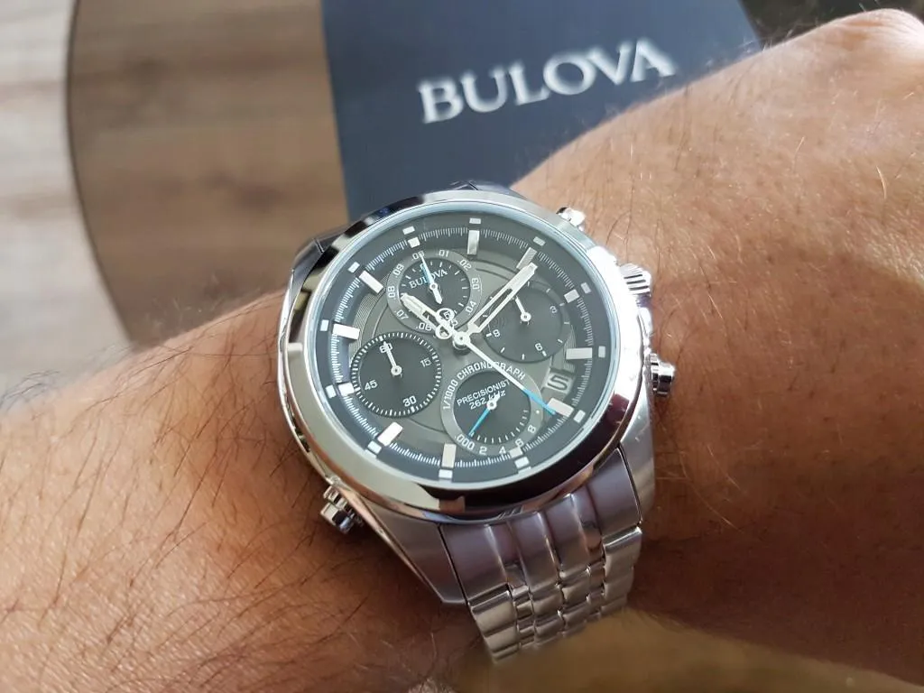 6 cách kiểm tra đồng hồ Bulova thật-giả tránh mua phải hàng fake