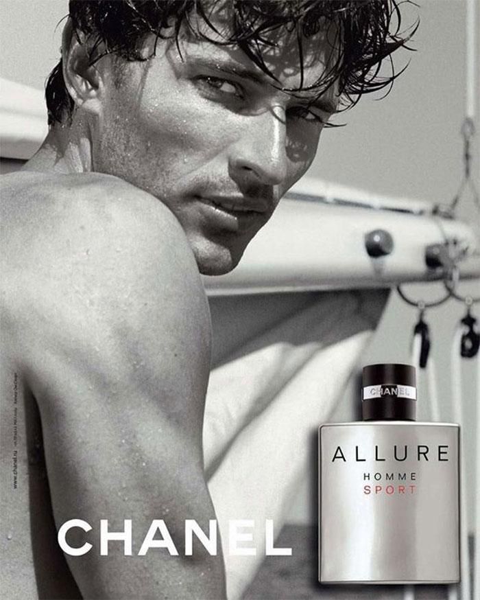 Thiết kế chai Chanel Allure Homme Sport 100ml