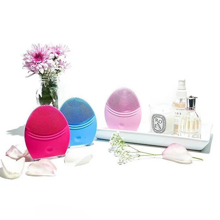 Máy Rửa Mặt Foreo Luna 2 Professional Màu Hồng Đậm - Magenta