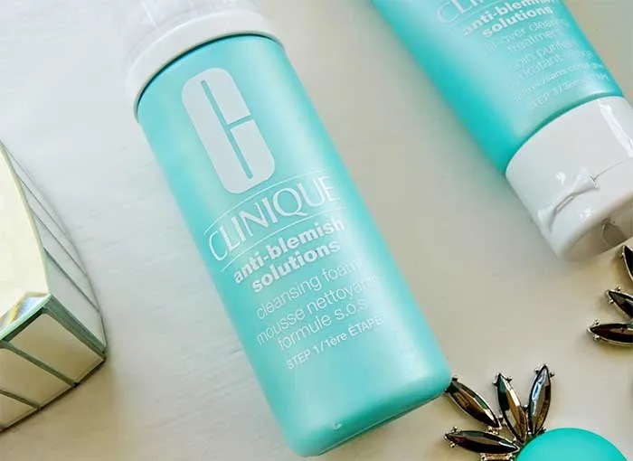 Sữa Rửa Mặt Clinique Anti-Blemish Solutions Cleansing Foam 125ml, Giảm Mụn Dạng Bọt
