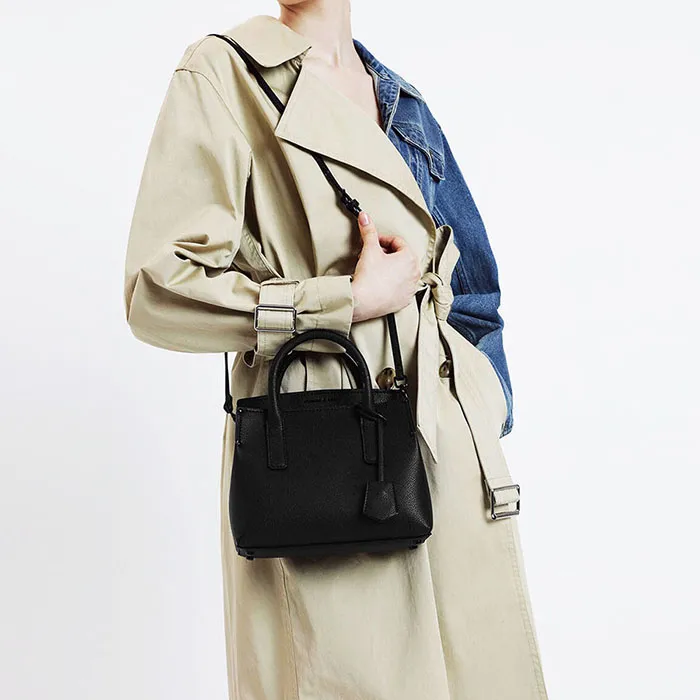 Túi Xách Tay Nữ Charles & Keith CNK Tuck-In Flap Structured 30270316-1 Màu Đen