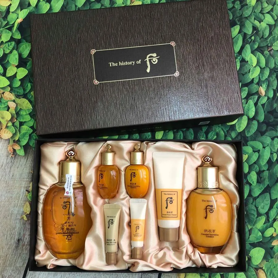 Bộ Sản Phẩm Dưỡng Săn Chắc Da Đông Y Whoo Gongjinhyang Special Set 7pcs