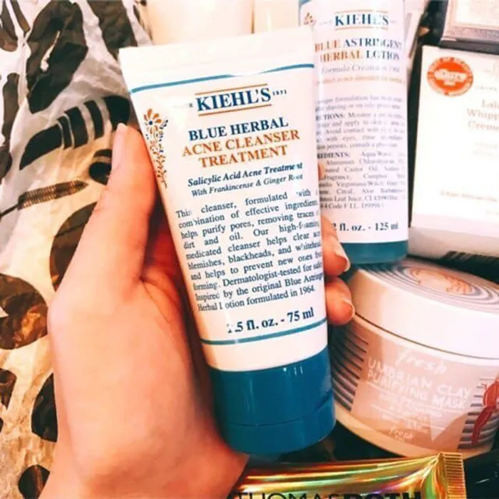 Sữa Rửa Mặt Kiehl's Dạng Gel Blue Herbal Blemish Cleanser Treatment, 75ml