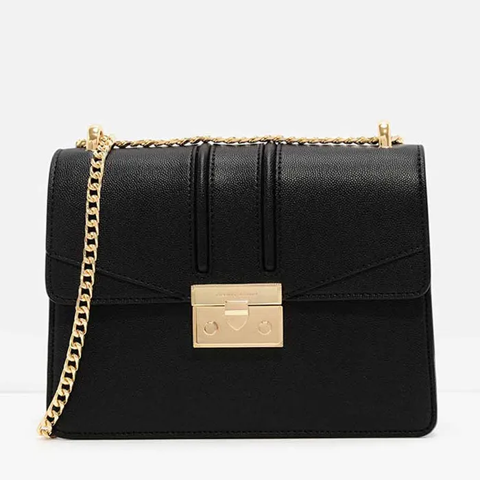 Túi Đeo Vai Nữ Charles & Keith CNK Metallic Accent Chain Strap ShoulderBag CK2-20160069 Màu Đen