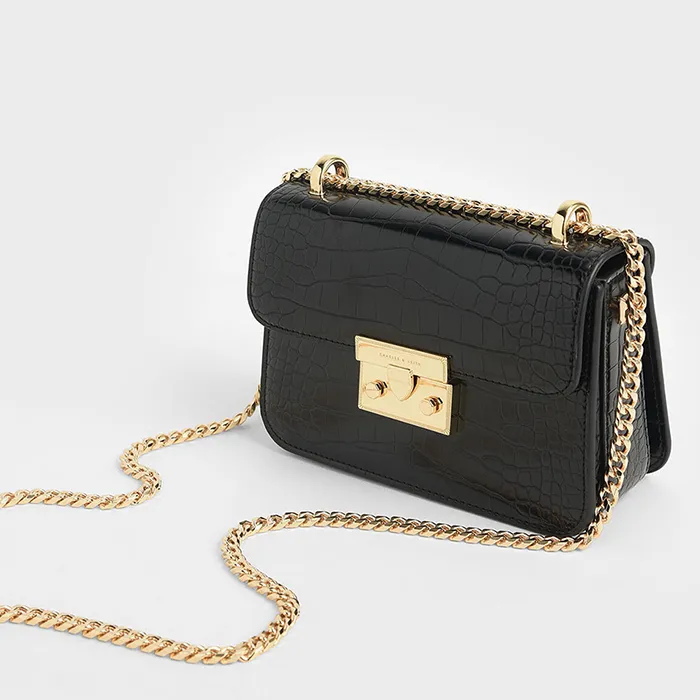 Túi Đeo Chéo Nữ Charles & Keith CNK Croc-Effect Chain Strap Crossbody Bag 80700998-4 Màu Đen