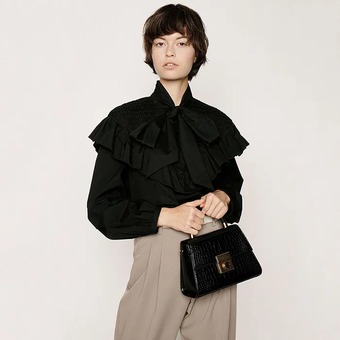 Túi Xách Tay Nữ Charles & Keith CNK Croc-Effect Structured Sculptural Bag 50781127 Màu Đen