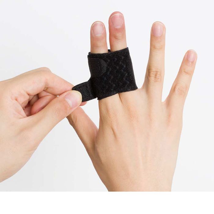 Đai Bảo Vệ Ngón Tay Zamst Finger Wrap Double (Đôi) Màu Đen Size S - 1
