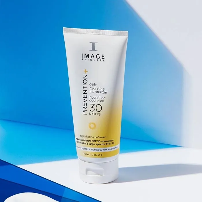 Review chi tiết 10 sản phẩm skincare cho da khô mụn nổi trội định phải biết