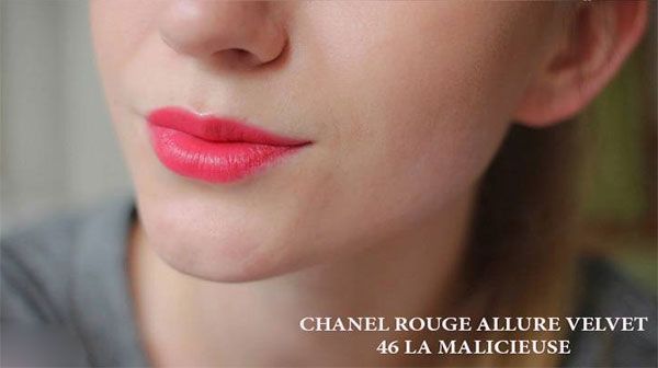 Thiết kế Son Chanel Rouge Allure Velvet 46 La Malicieuse