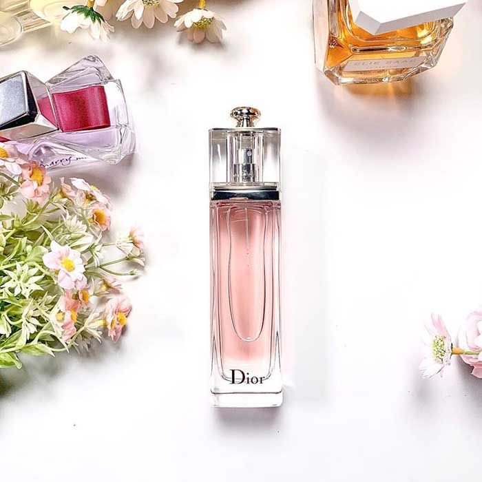 Mùi hương nước hoa Dior Addict Eau Fraiche tươi tắn, nữ tính