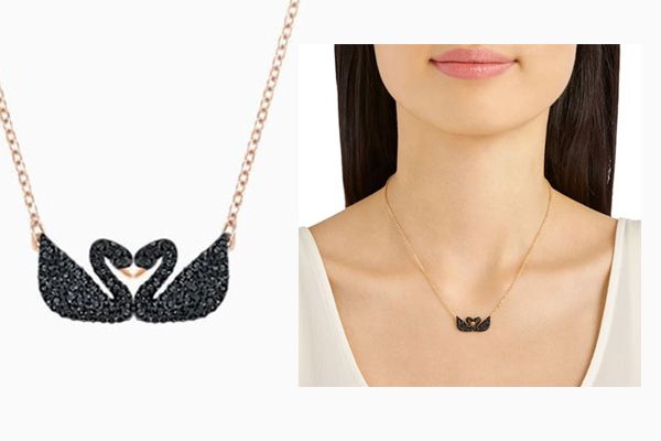 Mua Dây Chuyền Swarovski Iconic Swan Necklace, Black, Rose-Gold Tone Plated 2 con Thiên Nga đen, dây vàng hồng, Giá tốt
