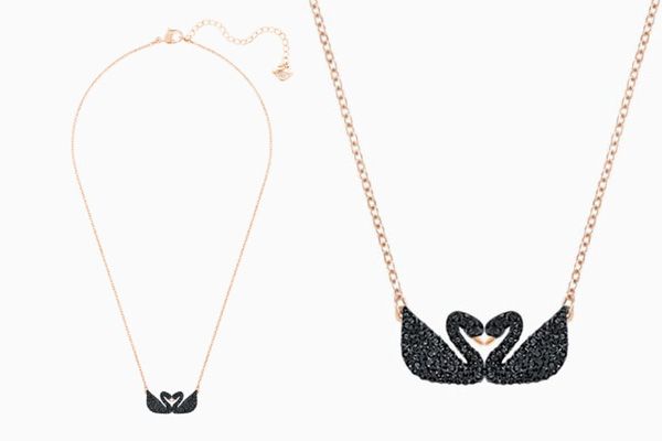 Dây Chuyền Swarovski Iconic Swan Necklace, Black, Rose-Gold Tone Plated Thiên Nga