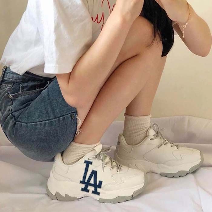 Mua Giày MLB LA Dodgers Sneaker - Big Ball Chunky A Size 270 màu Trắng,  chính hãng, Giá tốt