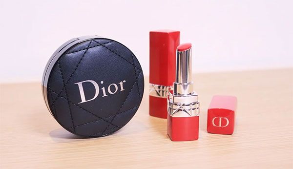 Thiết kế Son Dior Ultra Rouge 777 Ultra Star sang trọng, đẳng cấp