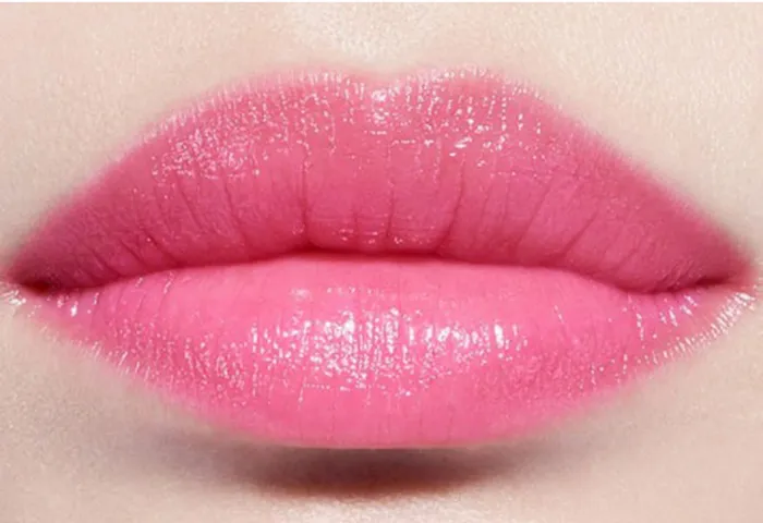 Ưu điểm của son Dior Addict Lip Glow 008