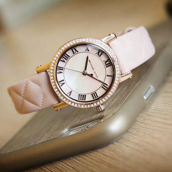 Đồng Hồ Michael Kors MK2683 Dây Da Hồng Cho Nữ