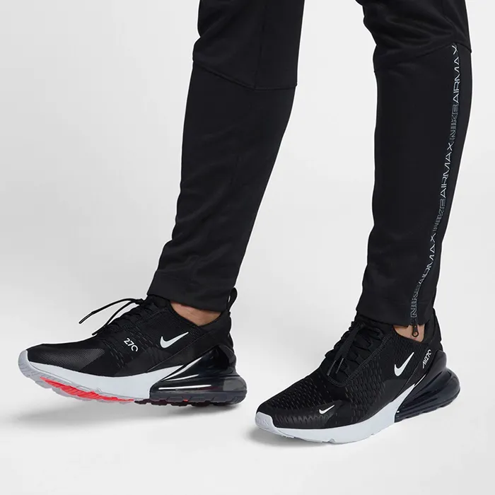 Giày Thể Thao Nike Air Max 270 Black/White Màu Đen Trắng