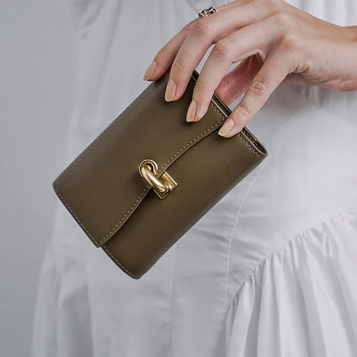 Ví Nữ Charles & Keith CNK Turn-Lock Fold Wallet 10680888 Màu Nâu Rêu