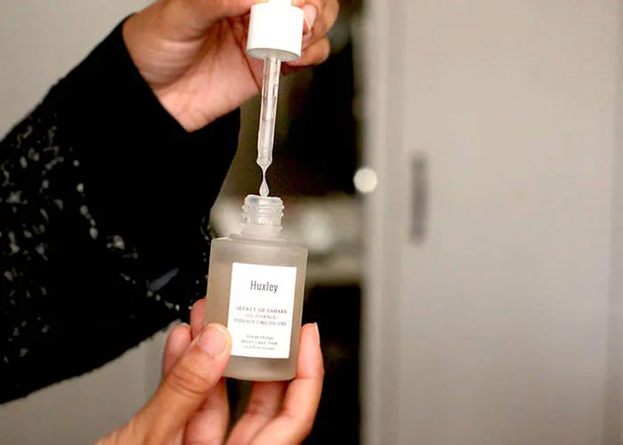 Tinh Chất Hỗ Trợ Trẻ Hóa Huxley Secret Of Sahara Oil Essence Essence-Like Oil-Like - Mỹ phẩm - Vua Hàng Hiệu