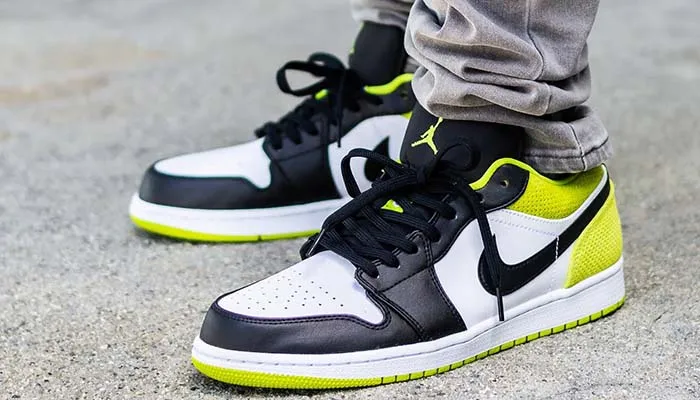 Giày Nike Air Jordan 1 Low Cyber Phối Màu