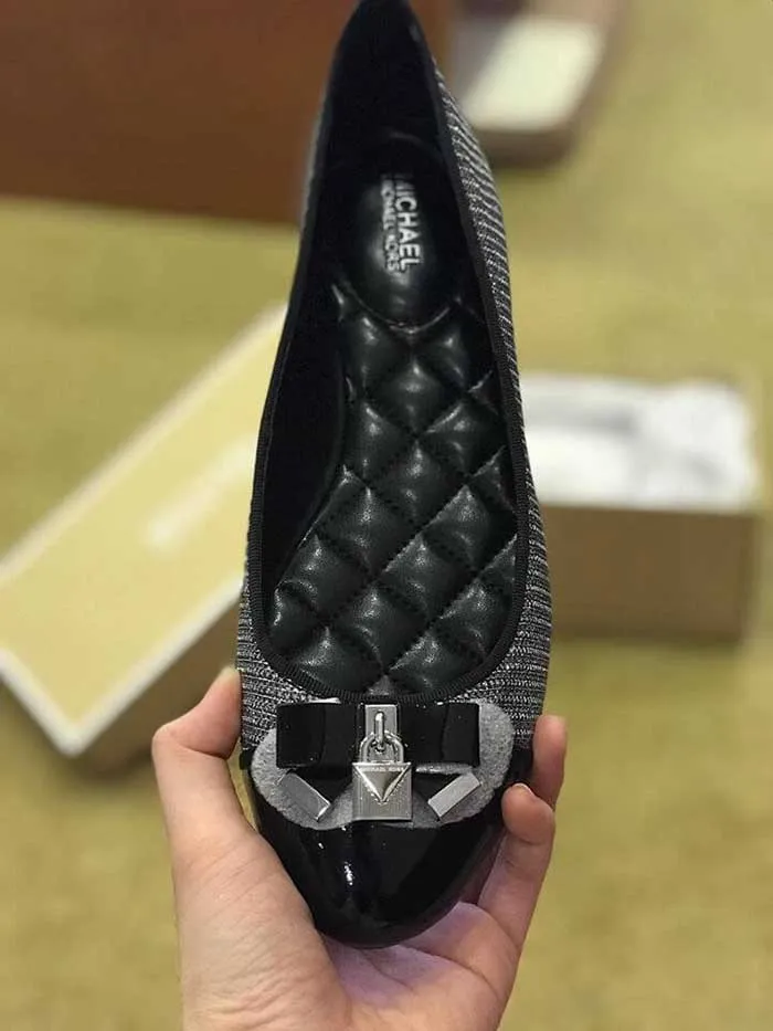 Giày Bệt Michael Kors MK Alice Black Silver Màu Đen Bạc Size 5