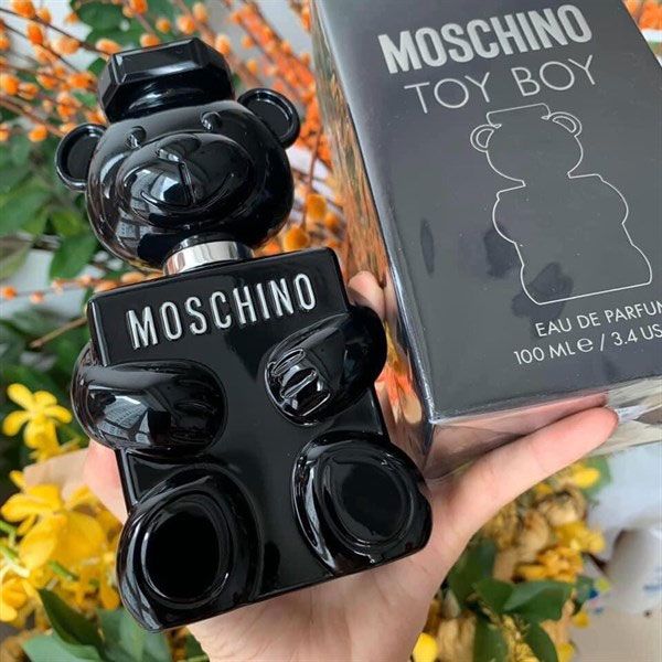 Hương thơm của nước hoa Moschino Toy Boy dịu dàng, năng động