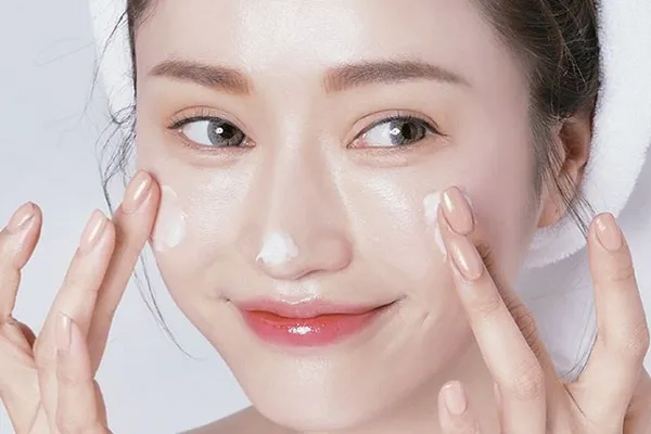 Set Dưỡng Da Estée Lauder Glow Non-Stop 24/7 Radiant Skin Essentials - Mỹ phẩm - Vua Hàng Hiệu