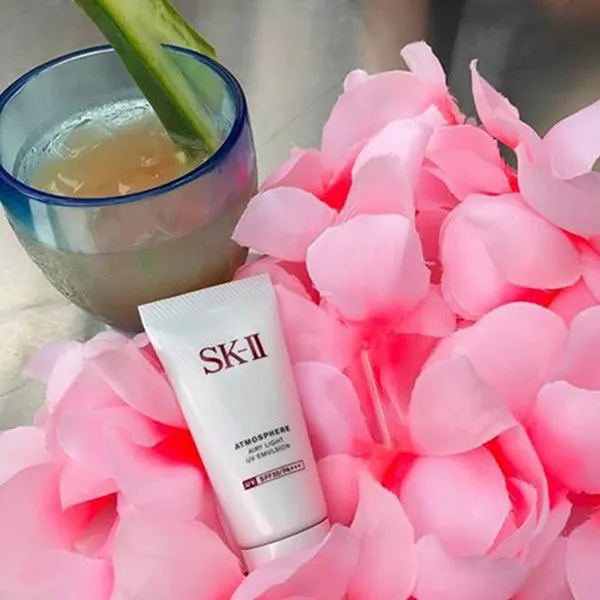 Kem Chống Nắng Cao Cấp Sk-II Atmosphere Airy Light Uv Emulsion SPF50/PA++++ 30g - Kem chống nắng - Vua Hàng Hiệu