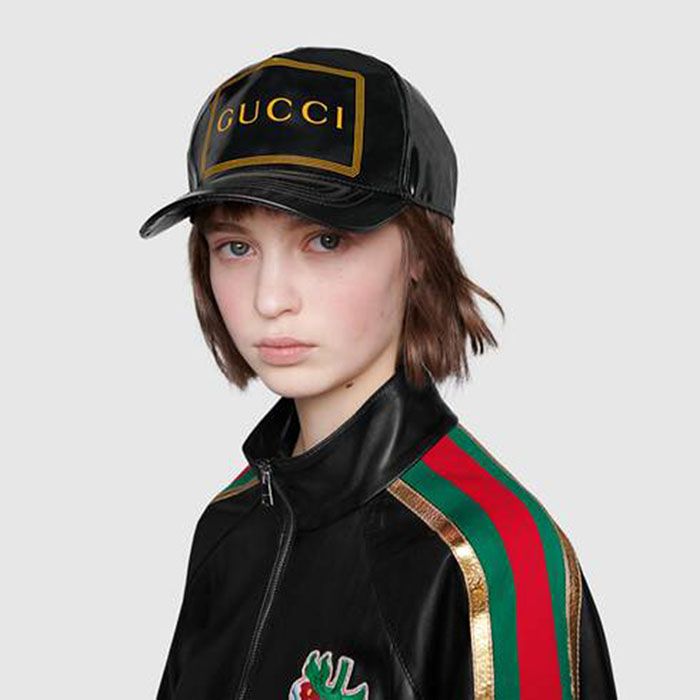 Mũ Gucci Black Baseball Hat With Gucci Frame Print Màu Đen - 1