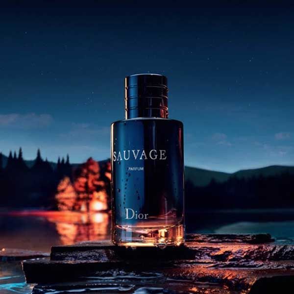 Thiết kế nước hoa Dior Sauvage Parfum 100ml bí ẩn cuốn hút