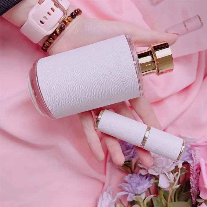 Set Nước Hoa Prada La Femme (EDP 100ml + Mini 8ml)