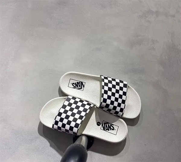 Dép Quai Ngang Vans Slide Checkerboard Màu Caro Đen Trắng - Dép - Vua Hàng Hiệu