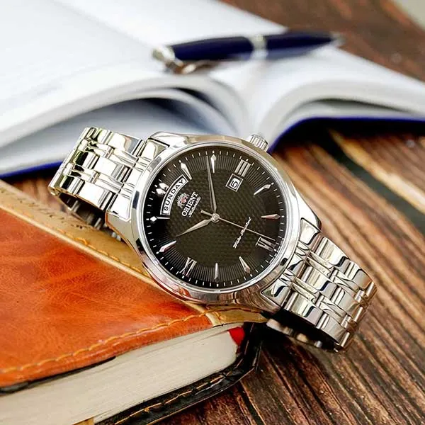 Đồng Hồ Nữ Orient Day Date SEV0W003BH