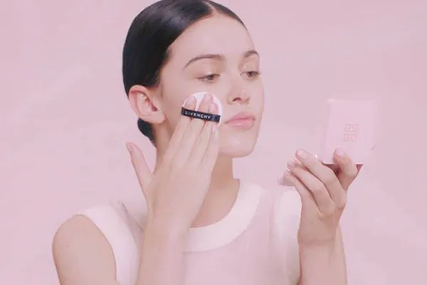Phấn Tươi Givenchy L'intemporel Blossom Fresh-Face Compact Day Cream SPF20+++ - Trang điểm - Vua Hàng Hiệu