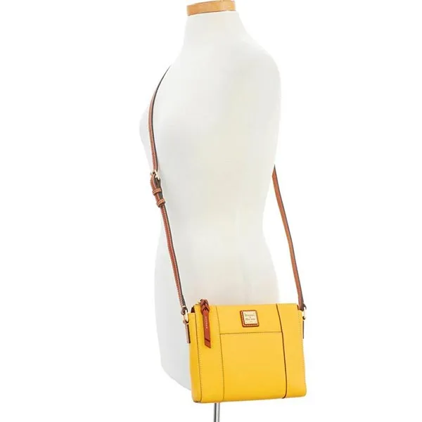 Túi Xách Dooney & Bourke Pebble Grain Lexington Crossbody Màu Vàng