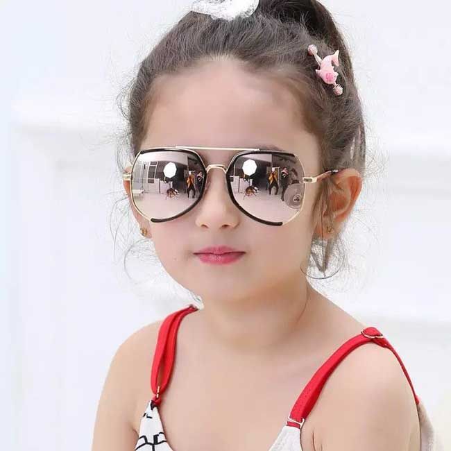 Top 15 mẫu kính mát Rayban trẻ em chống tia UV cực tốt bảo vệ mắt hoàn hảo - 3