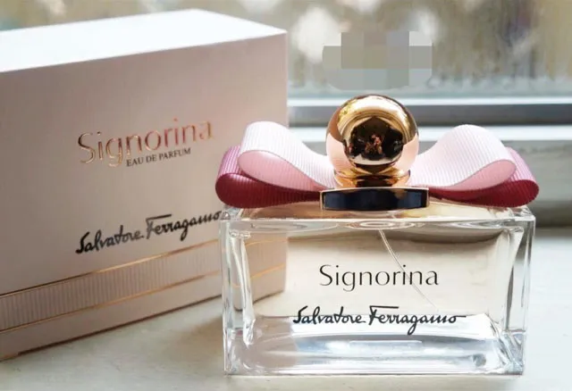 Mùi hương Nước Hoa Salvatore Ferragamo Signorina cay nồng, sôi nổi đầy tinh tế