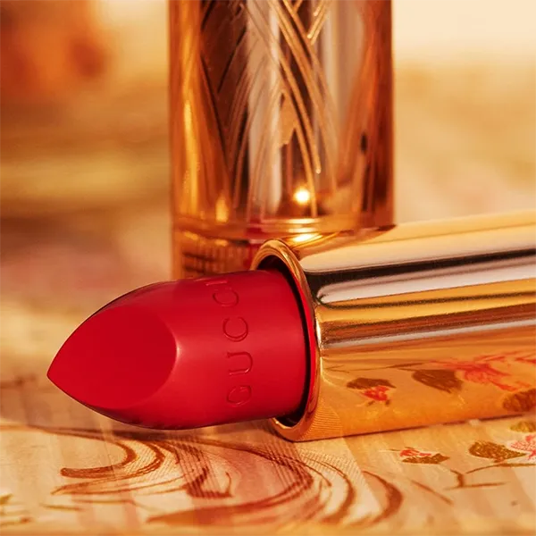 Son Gucci Rouge À Lèvres Satin Lipstick Màu 301 Hồng San Hô