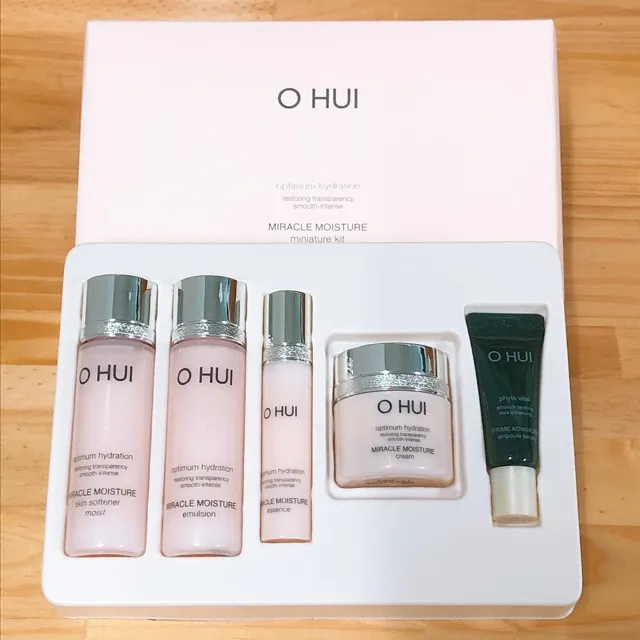 Set Dưỡng Da Sáng Mịn Ohui Miracle Moisture Miniature 5 Món