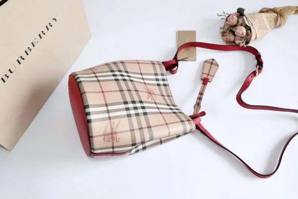 Túi Xách Burberry Haymarket Check Crossbody Bucket Bag In Light Red 40571571 Dây Đỏ - Túi xách - Vua Hàng Hiệu