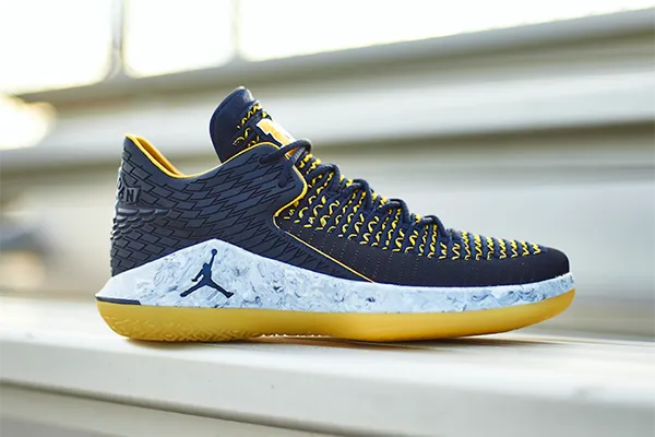 Giày Thể Thao Nike Air Jordan 32 Low Michigan Màu Xanh Navy Size 42 - Giày - Vua Hàng Hiệu