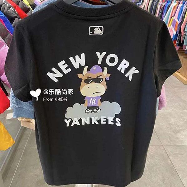 Áo Phông MLB New York Yankees Cash Cow Short Sleeve T-shirt Màu Đen Size M - 1
