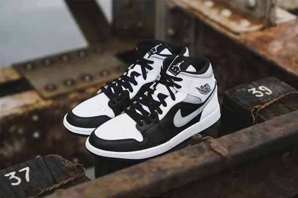Giày Thể Thao Nike Jordan 1 Mid White Shadow Phối Màu
