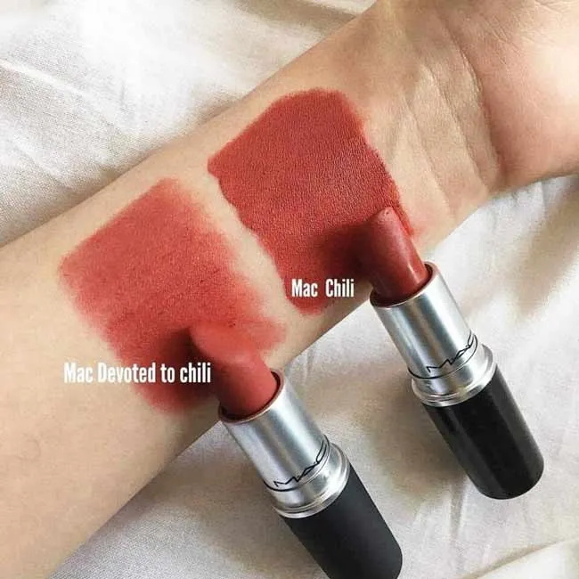 So sánh son MAC Chili và MAC Devoted To Chili Thỏi nào đẹp hơn?