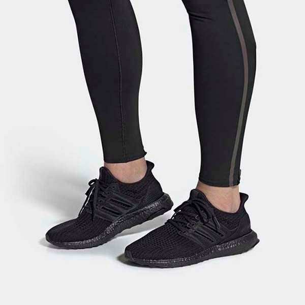 Giày Thể Thao Adidas Ultra Boost 4.0 Triple Black Màu Đen Size 42 - 2