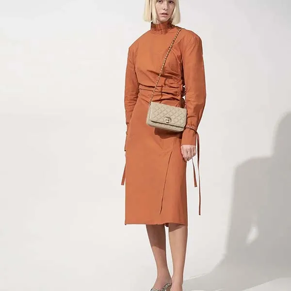 Túi Xách Nữ Charles & Keith CNK Quilted Flip Lock CK2-70160078 Màu Be