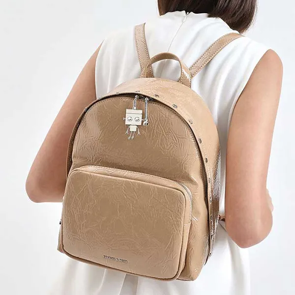 Balo Nữ Charles & Keith CNK Robot Charm Wrinkled Patent Backpack Màu Be