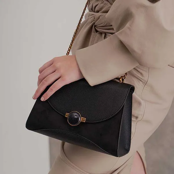 Túi Đeo Vai Nữ Charles & Keith CNK Embellished Push-Lock Bag Màu Đen