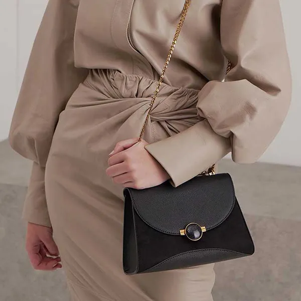 Túi Đeo Vai Nữ Charles & Keith CNK Embellished Push-Lock Bag Màu Đen