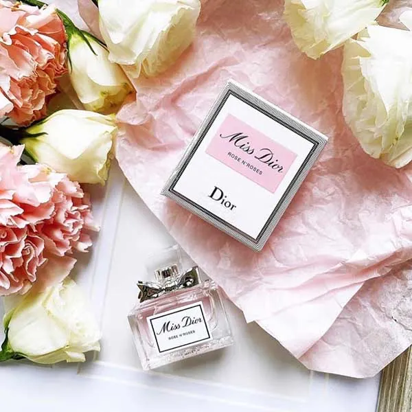 Set Nước Hoa Nữ Dior Miss Dior Rose N'roses EDT 5ml + Sữa Rửa Mặt Dior La Mousse Off/On Foaming 5ml